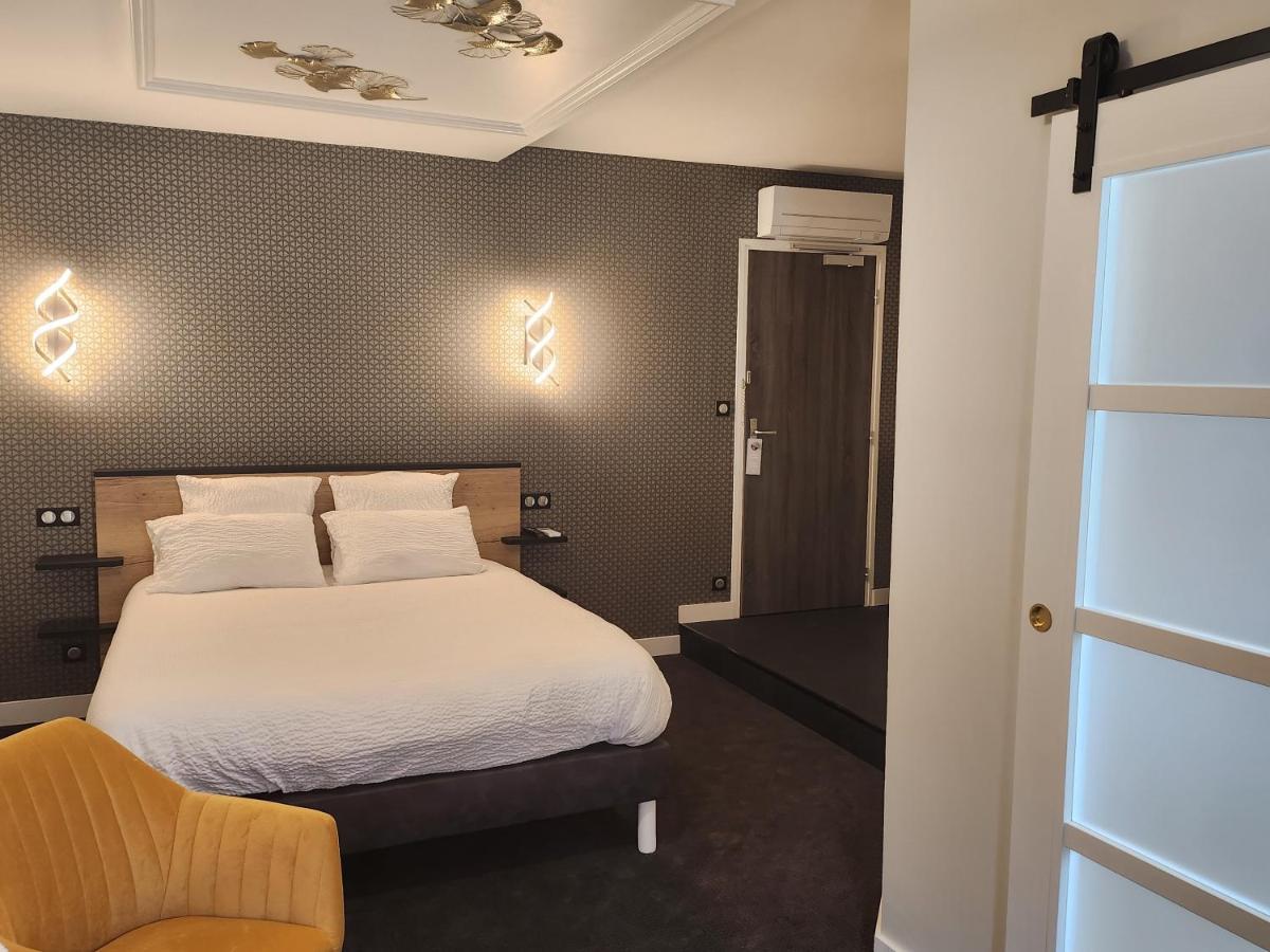 Pona Hotel 3*