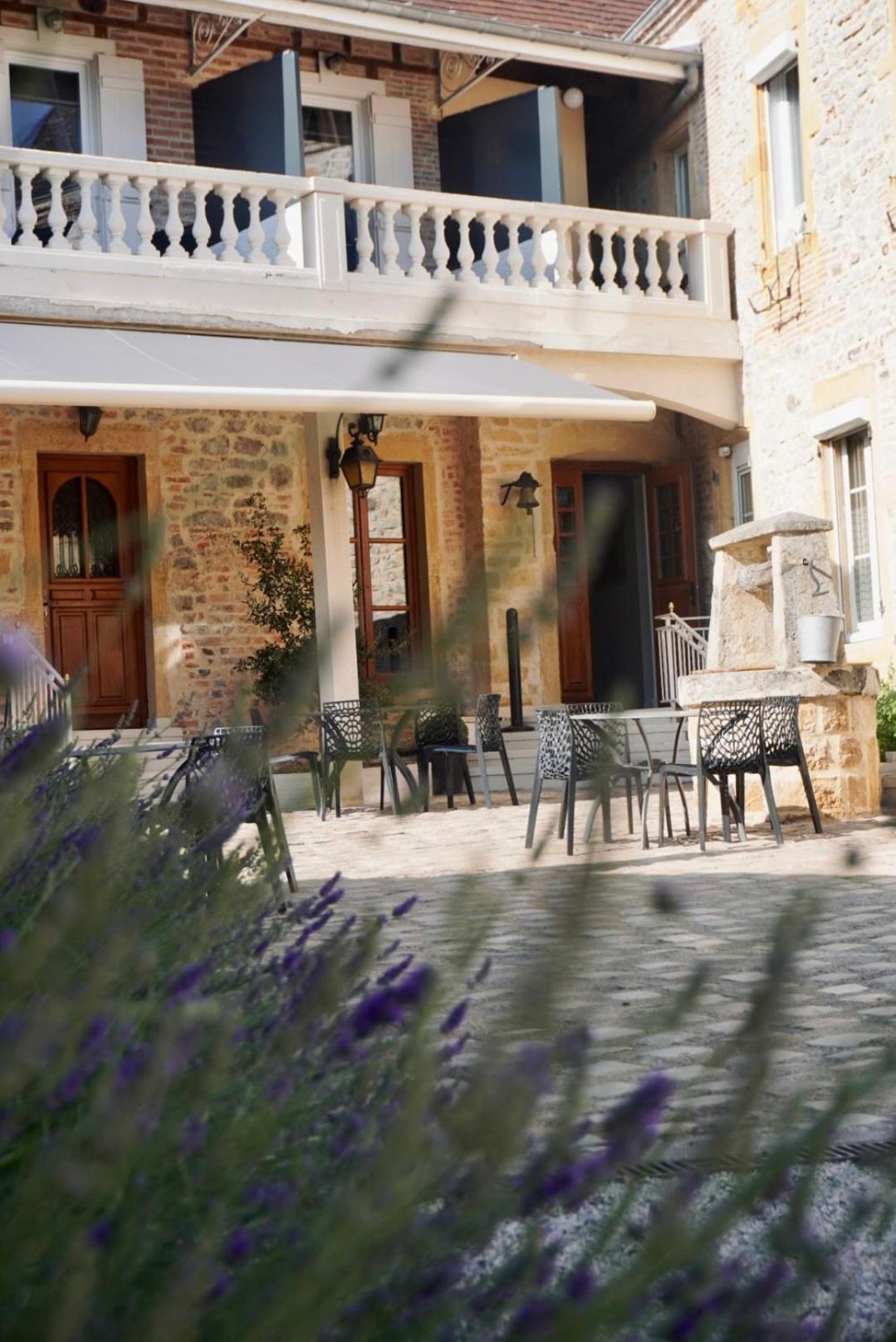 Hotel Pona